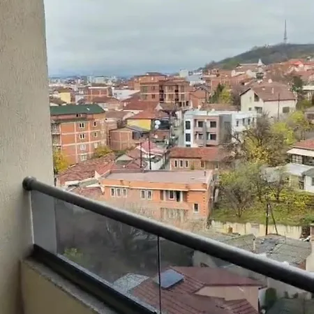 Stylish Flat For 4, Near Sights *